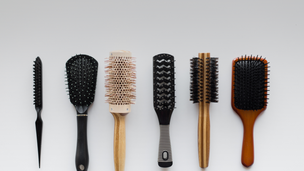 brushing hair after shampooing – best practices for healthy hair
